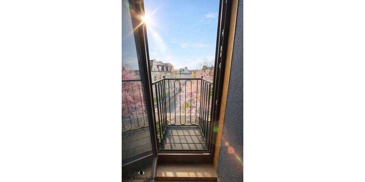 Dachgeschoßwohnung Zwickau - 4 Zimmer, 95 m&sup2;, 620&euro; | Angebot:26008252