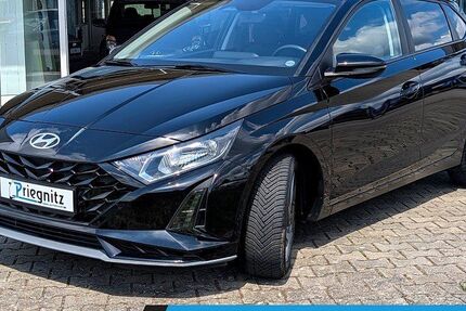 Hyundai i20 12.066 km 16.890 &euro; Stendal 39576