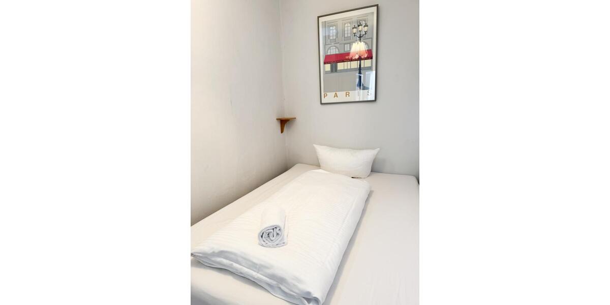 Reihenhaus Kitzingen - 1.5 Zimmer, 60 m&sup2;, 900&euro; | Angebot:26423934