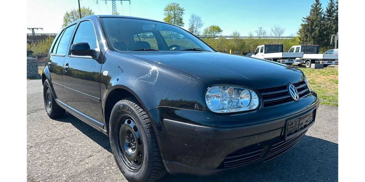 VW Golf 280.000 km 1.290 &euro; Fulda 36043