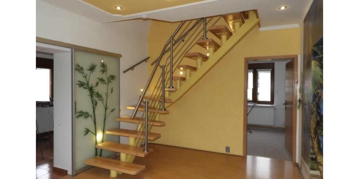 Etagenwohnung Müllrose - 6 Zimmer, 109 m&sup2;, 1.100&euro; | Angebot:25081603