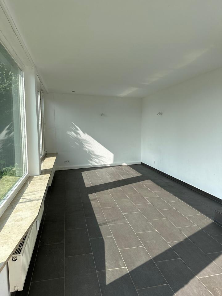 Familienfreundliche 4-Zi Wohnung mit (Winter-)Garten und großer Terrasse zimmer