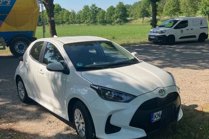 Toyota Yaris 5.200 km 21.000 &euro; Mühlhausen - Ehingen 78259