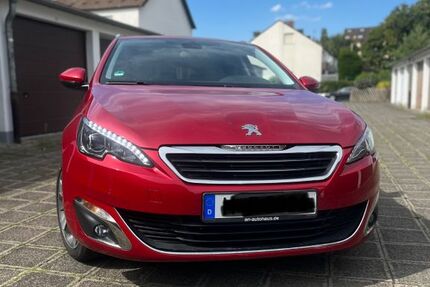 Peugeot 308 140.000 km 8.500 &euro; Nürnberg 90431