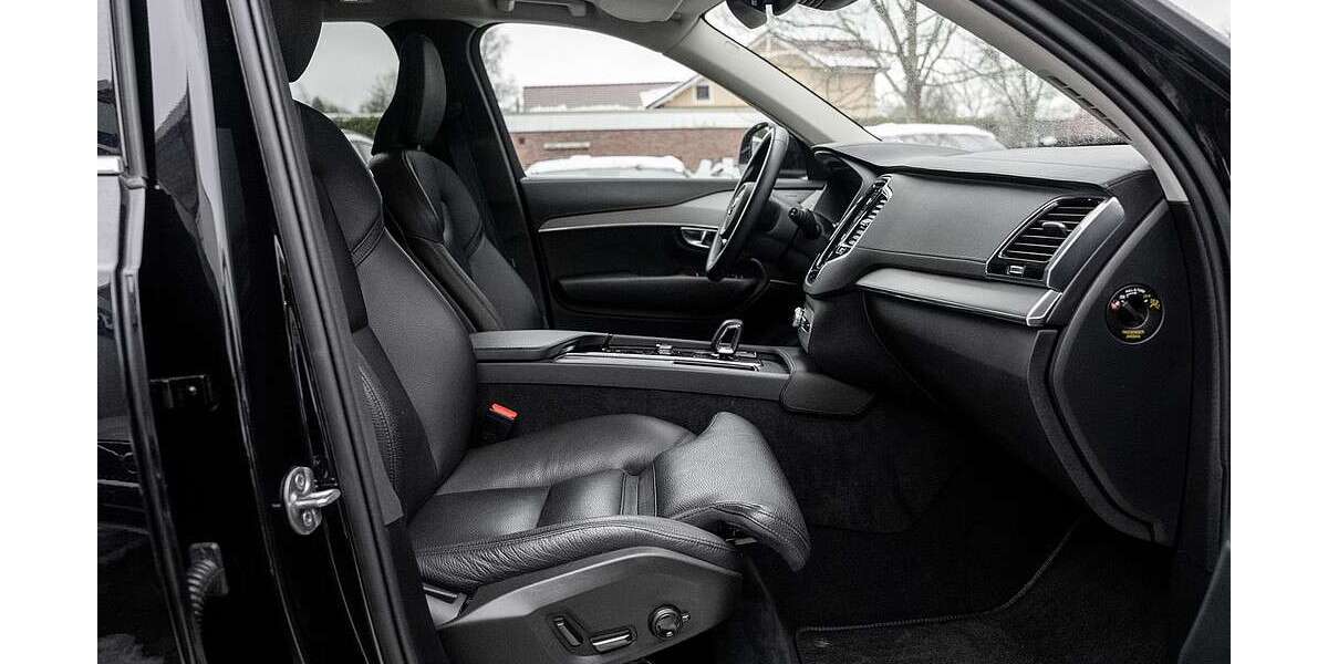 Volvo XC90 28.000 km 53.890 &euro; Pinneberg 25421