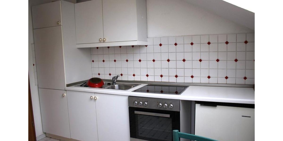 Einzimmerwohnung mit traumhafter Dachterrasse + Tiefgaragenplatz 1 zimmer