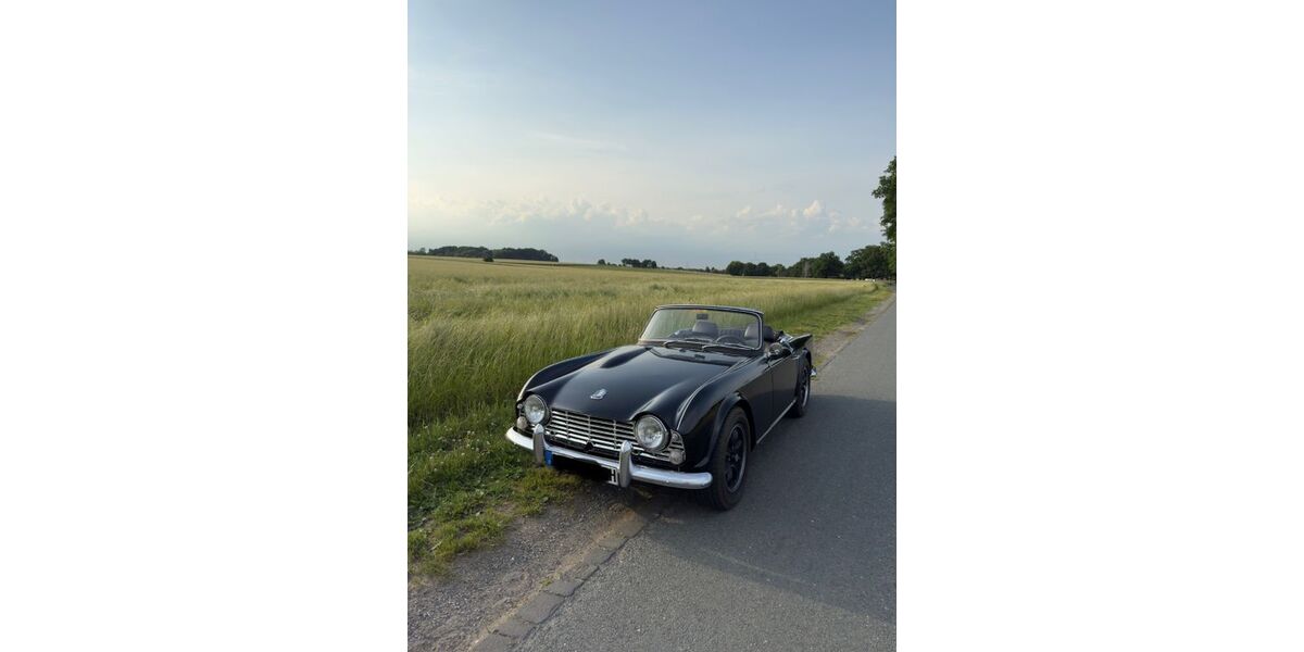 Triumph TR4 38.065 km 28.000 &euro; Dorsten 46282