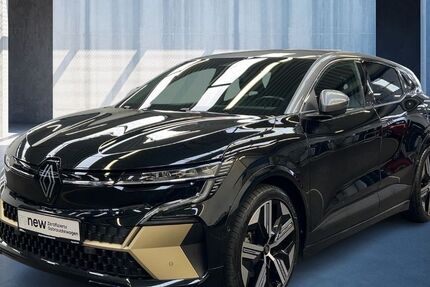 Renault Megane E-TECH 31.532 km 25.480 &euro; Frankfurt / Main 60314