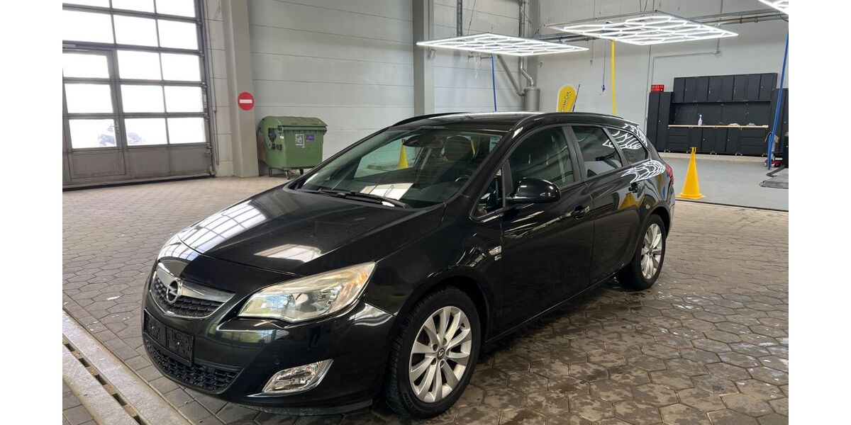 Opel Astra 215.900 km 4.950 &euro; Elmshorn 25337