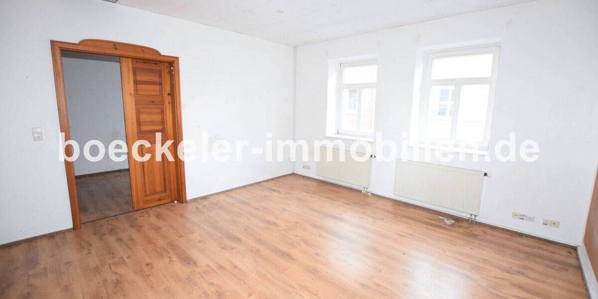 Zimmer Naumburg - 5 Zimmer, 170 m&sup2;, 765&euro; | Angebot:26276317