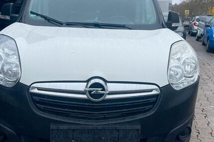 Opel Combo 105.815 km 7.399 &euro; Pforzheim 75179