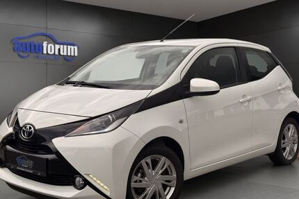 Toyota Aygo (X) 10.500 km 9.990 € Stockstadt am Rhein 64589