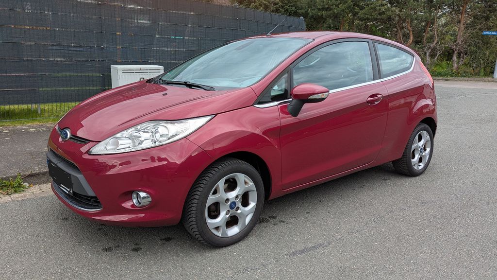 Ford Fiesta 86.000 km 5.900 &euro; Altenbeken 33184