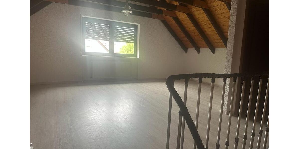 Reihenhaus Saarbrücken Dudweiler - 4 Zimmer, 150 m&sup2;, 250.000&euro; | Angebot:26921927