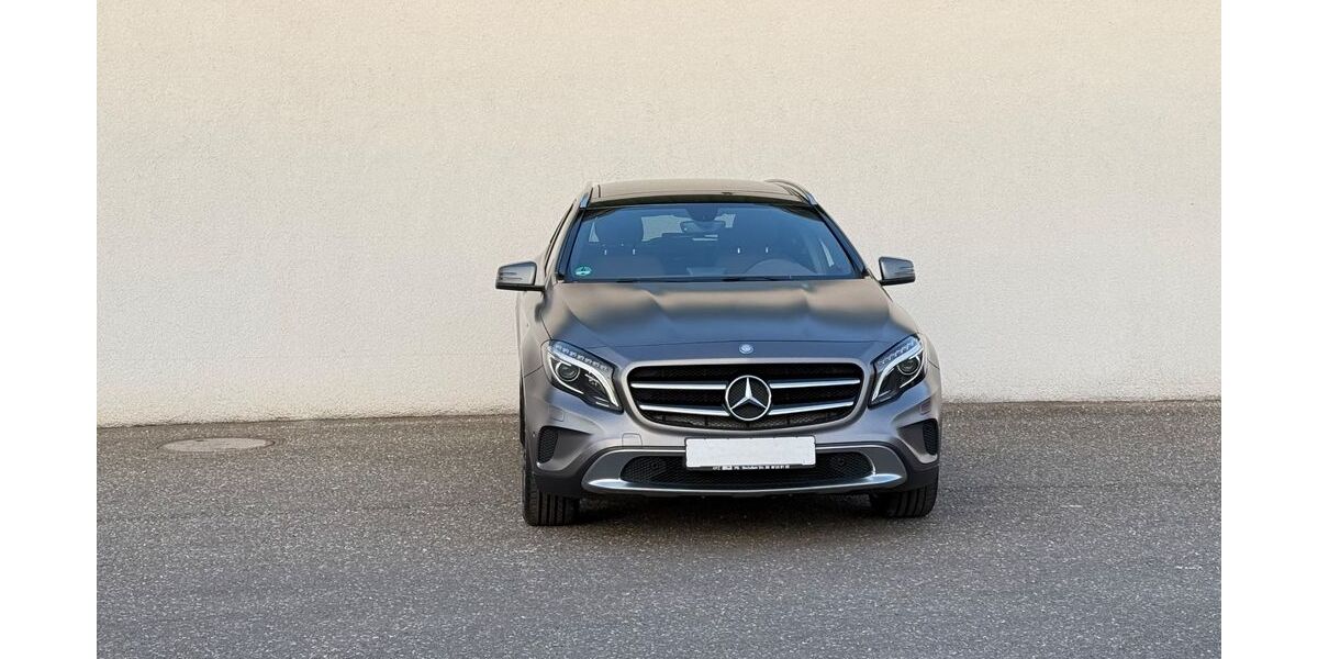 Mercedes-Benz GLA 200 145.000 km 14.499 &euro; Kandel 76870