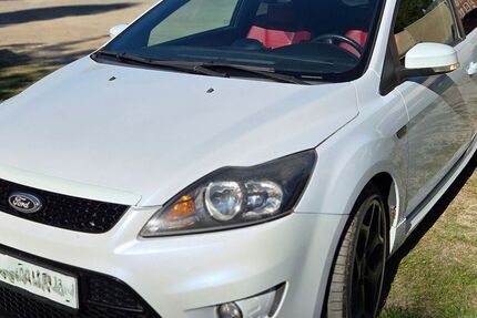 Ford Focus 180.360 km 7.900 &euro; Annaberg-Buchholz 09456