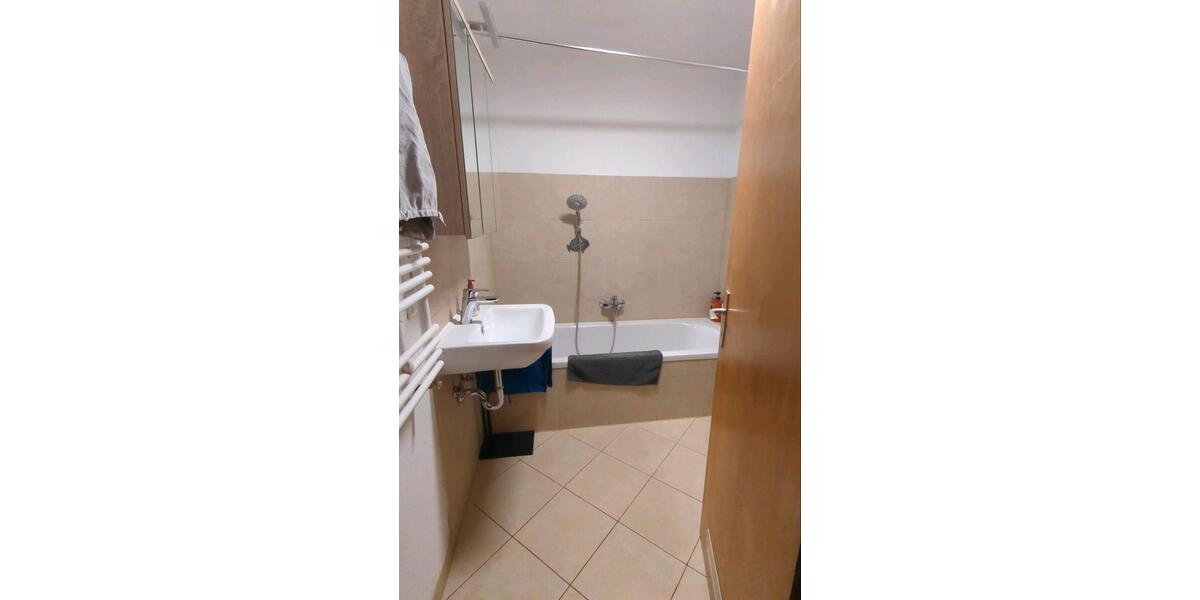 Etagenwohnung Rott am Inn - 2 Zimmer, 100 m&sup2;, 600&euro; | Angebot:26399011