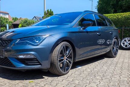 Seat Leon 92.000 km 20.900 &euro; Bruchmühlbach-Miesau 66892