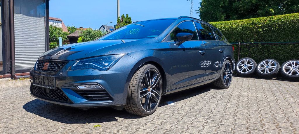 Seat Leon 92.000 km 20.900 &euro; Bruchmühlbach-Miesau 66892