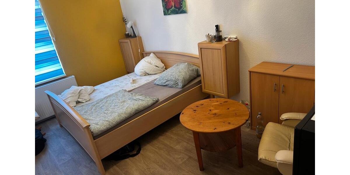 Hochparterre Arnstadt - 5 Zimmer, 112 m&sup2;, 850&euro; | Angebot:25416133