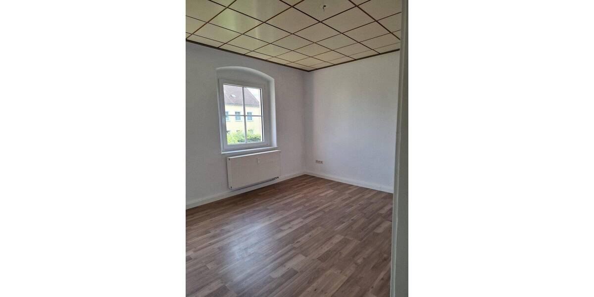Etagenwohnung Seifhennersdorf - 3 Zimmer, 64 m&sup2;, 355&euro; | Angebot:26805806