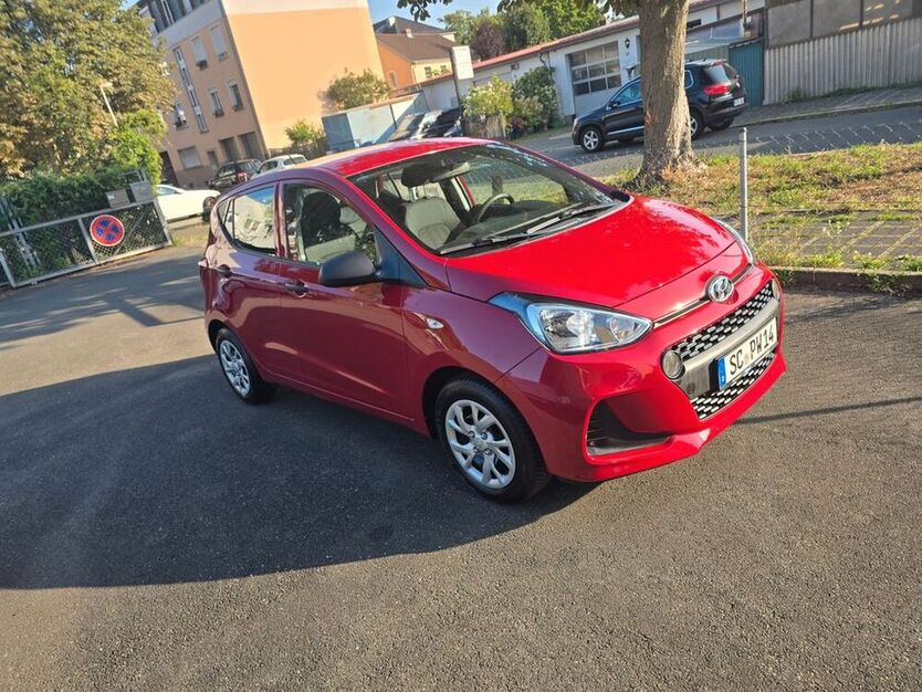 i10
