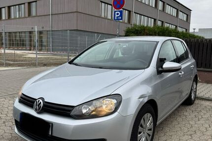 VW Golf 140.000 km 6.490 € Biblis 68647