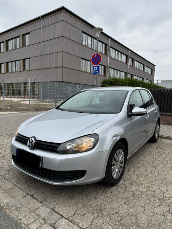 VW Golf 140.000 km 6.490 € Biblis 68647