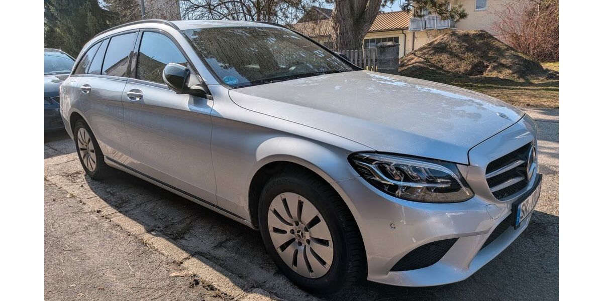 Mercedes-Benz 200 112.000 km 19.800 &euro; Bogen 94327