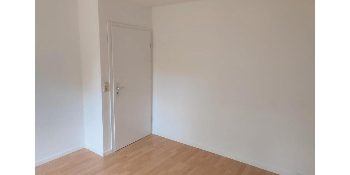 Erdgeschoßwohnung Rinteln - 3 Zimmer, 82 m&sup2;, 790&euro; | Angebot:26636510