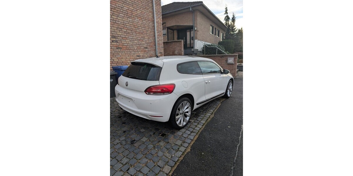 VW Scirocco 140.300 km 7.500 &euro; Mechernich 53894