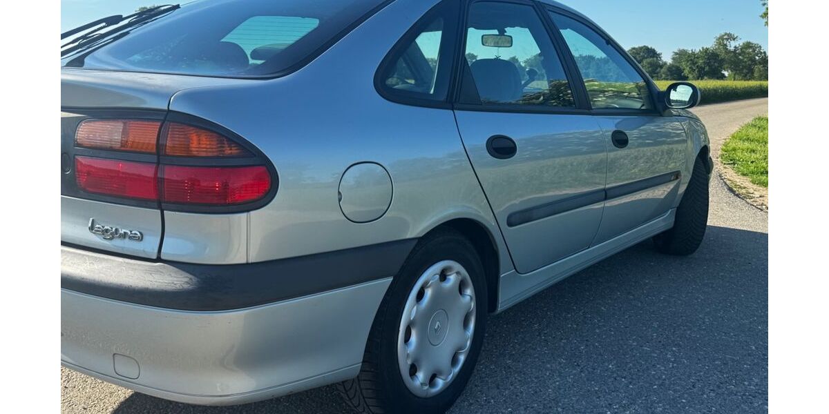 Renault Laguna 220.580 km 1.200 &euro; Rheinhausen 79365