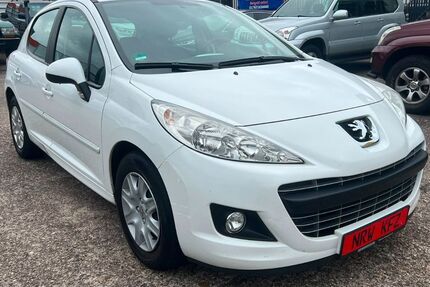 Peugeot 207 112.485 km 2.999 &euro; Hamm 59067