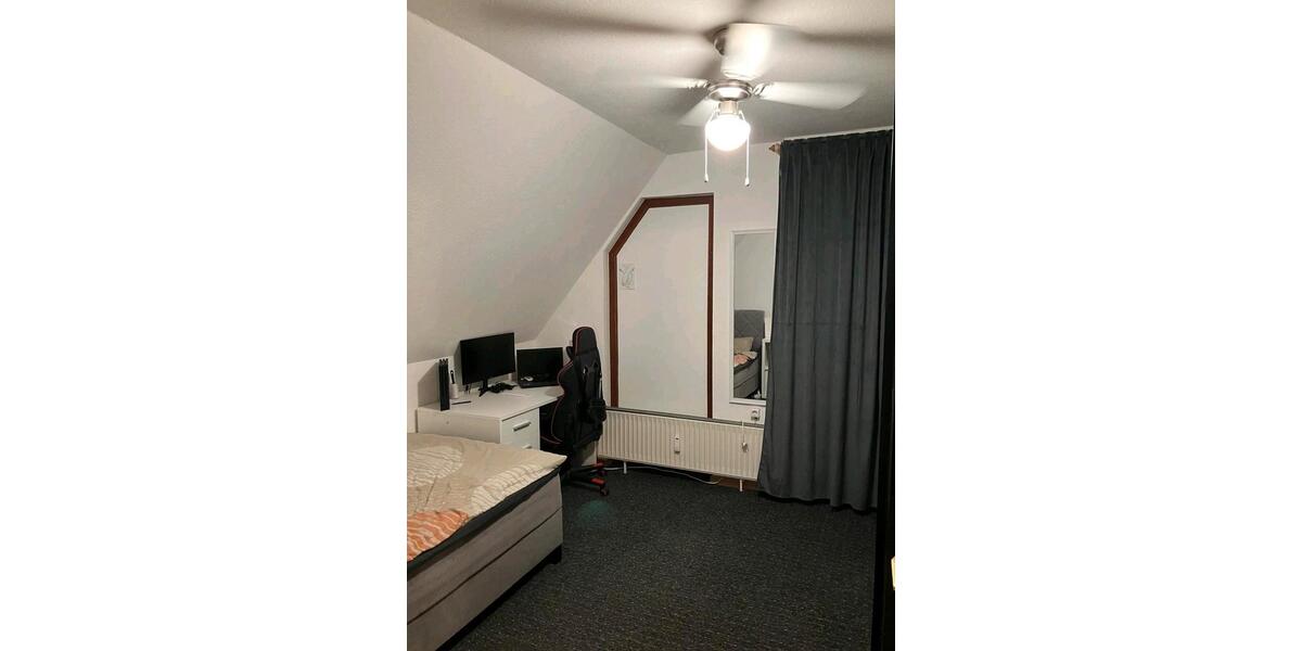 Einfamilienhaus mit 180 m2 Wohnfläche, voll unterkellert 7.5 zimmer