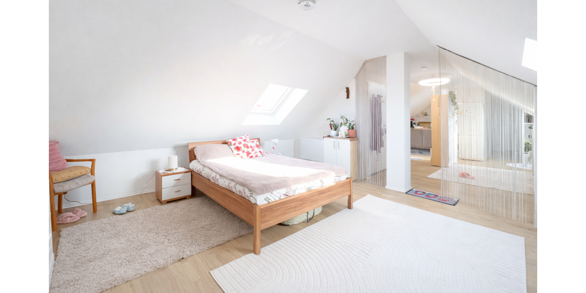 helle 1,5 Zimmer Dachgeschosswohnung für Kapitalanleger 1.5 zimmer