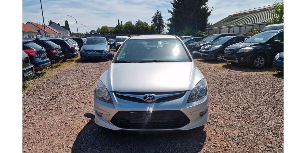Hyundai i30 203.000 km 1.400 &euro; Saarlouis 66740