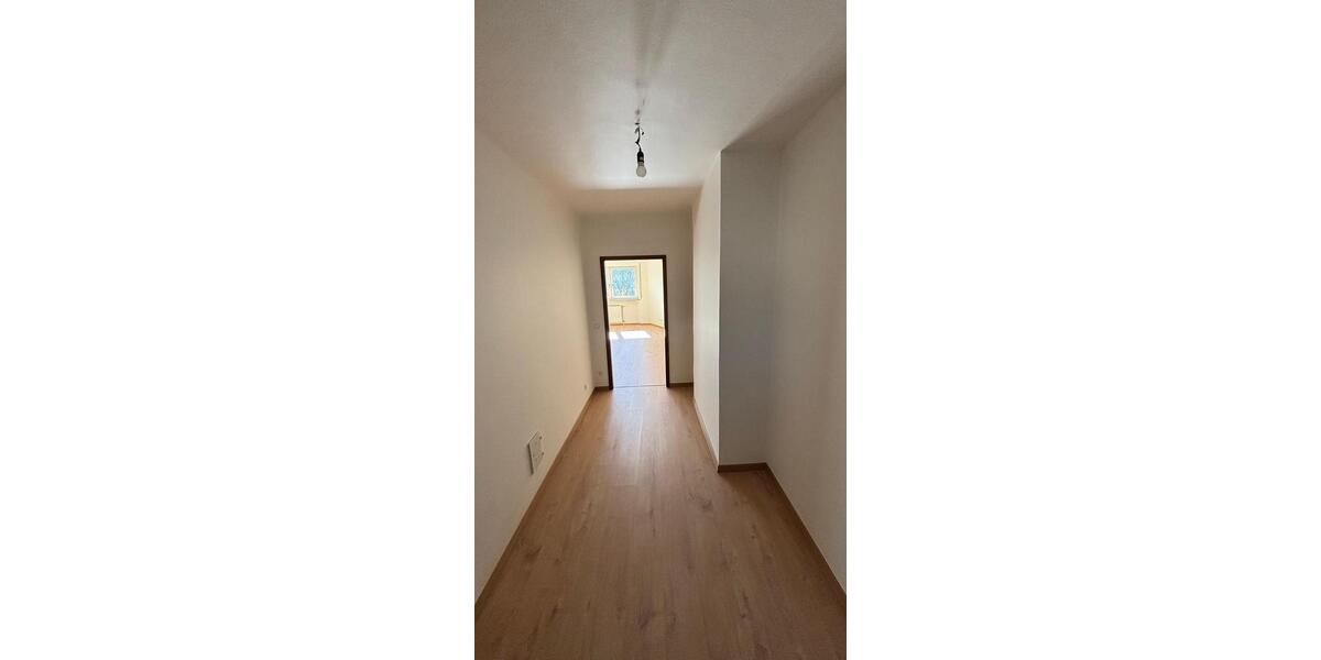 Etagenwohnung Freilassing - 1 Zimmer, 47 m&sup2;, 695&euro; | Angebot:26407147