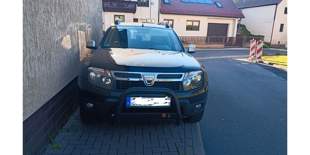 Dacia Duster 97.000 km 7.500 &euro; Unterwellenborn 07333