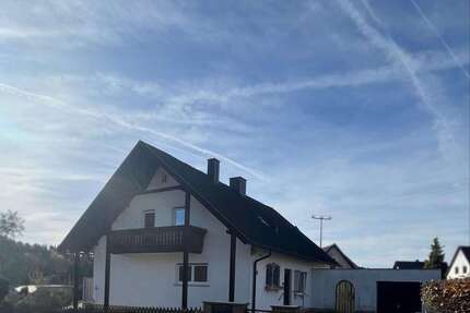 Haus zum Mieten in Bodenwöhr 1.200 € 150 m² 6 zimmer