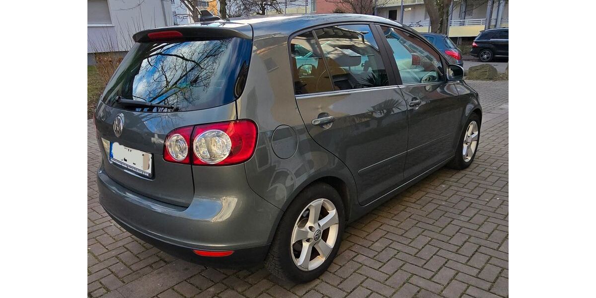 VW Golf Plus 138.000 km 5.700 &euro; Bonn 53177