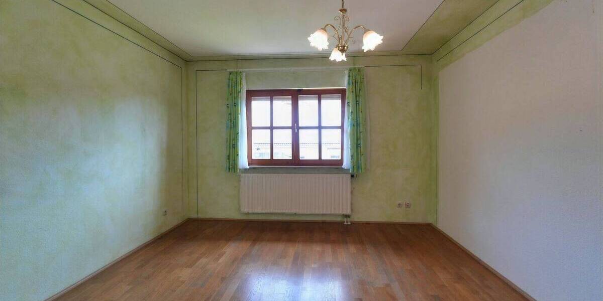 Einfamilienhaus Treuchtlingen - 7 Zimmer, 159 m&sup2;, 379.000&euro; | Angebot:26544771