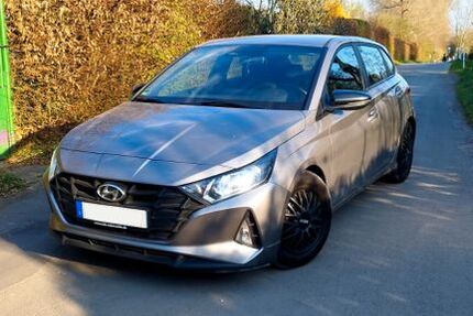 Hyundai i20 60.829 km 11.000 &euro; Düsseldorf 40231