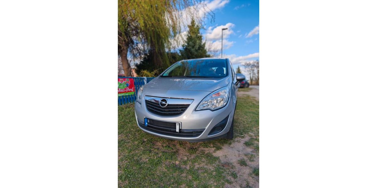 Opel Meriva 41.800 km 6.799 &euro; Lebus 15326