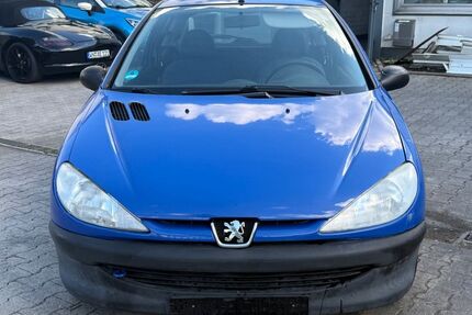 Peugeot 206 66.000 km 2.500 &euro; Fellbach 70736
