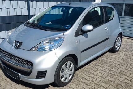 Peugeot 107 110.200 km 2.550 &euro; Flomborn 55234