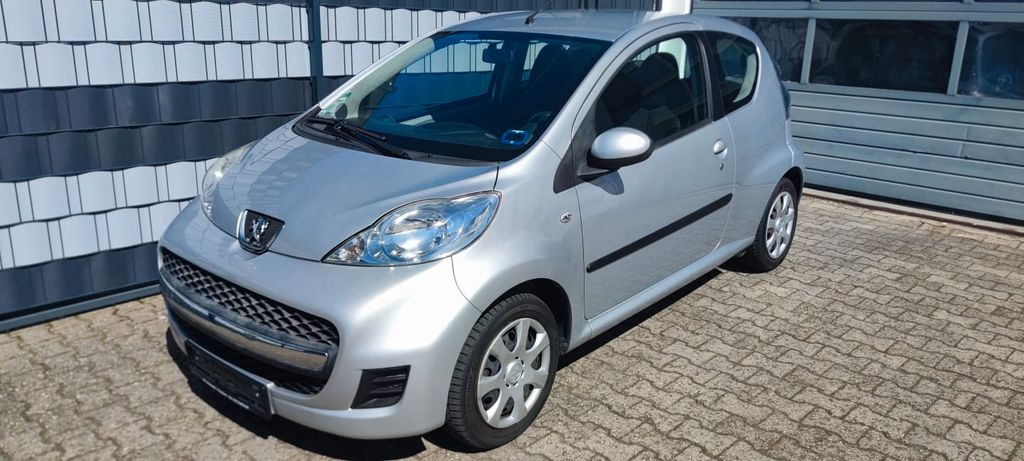 Peugeot 107 110.200 km 2.550 &euro; Flomborn 55234