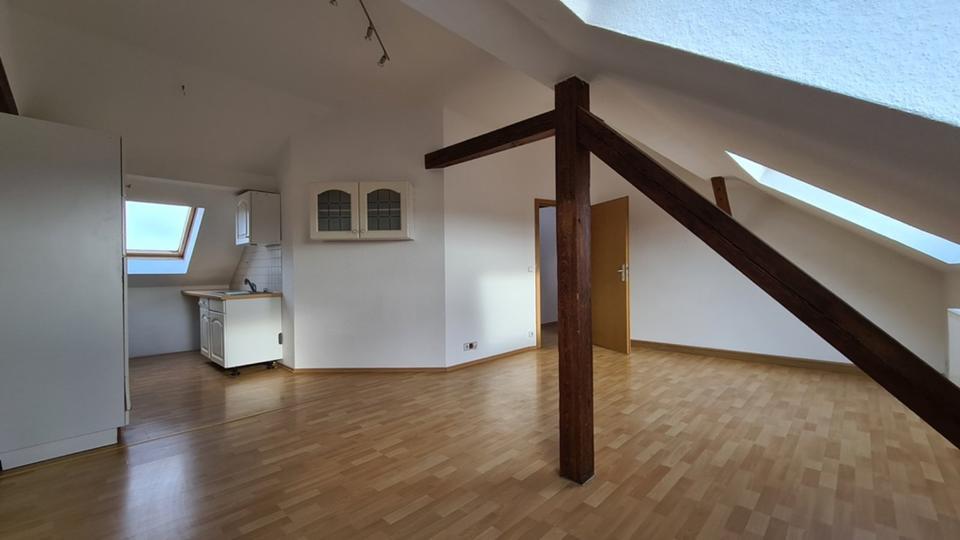 4 Raum Wohnung im Dachgeschoss, Wielandstraße 35, Weißenfels