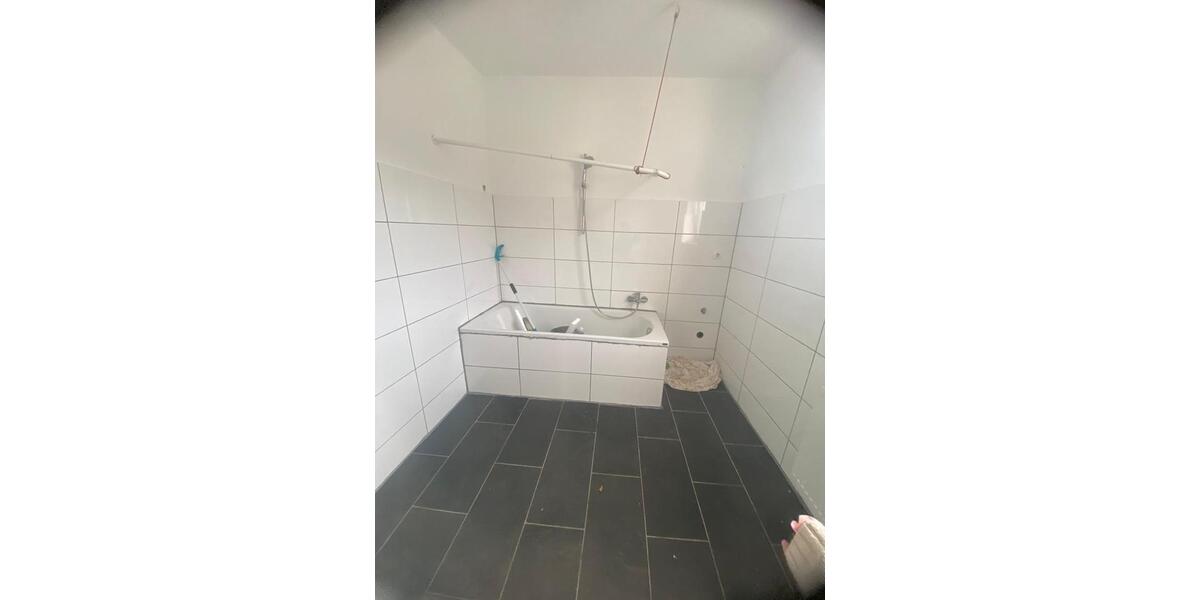 Etagenwohnung Werdohl - 3 Zimmer, 86 m&sup2;, 500&euro; | Angebot:26386907