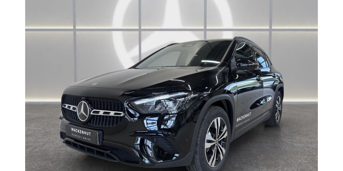 Mercedes-Benz GLA 200 9.900 km 42.500 &euro; Nagold 72202