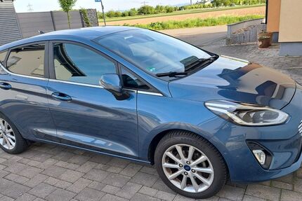 Ford Fiesta 73.000 km 13.390 &euro; Rust 77977
